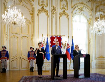 Schůzka slovenských politiků k uklidnění situace v zemi bude možná v úterý