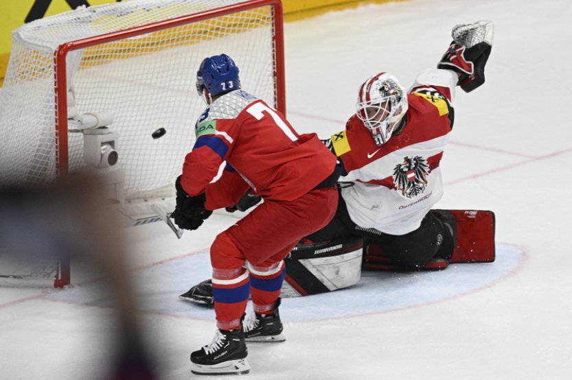 Nic jsem nevymýšlel - klasický bekhend, řekl Kaše k trestnému střílení