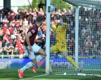 Fotbalisté Sparty díky čtyřem gólům Kuchty rozstříleli Boleslav a obhájili titul