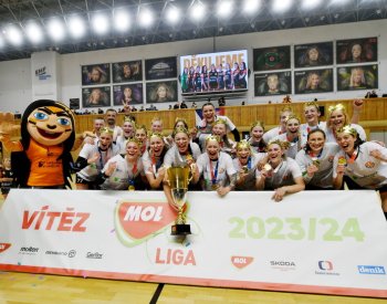 Házenkářky Mostu porazily ve finálovém dvojzápase Kynžvart a mají desátý titul