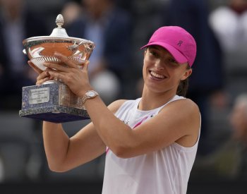 Světová jednička Šwiateková porazila Sabalenkovou i ve finále v Římě