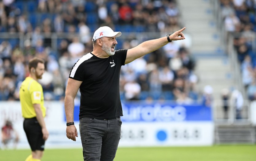 Je to zklamání a neúspěch, řekl Trpišovský o dalším druhém místě Slavie