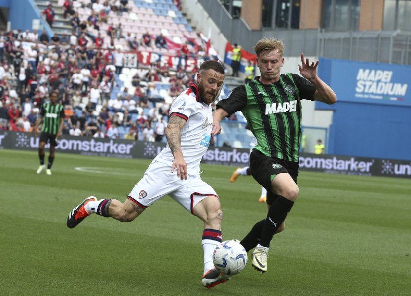 Cagliari porazilo Sassuolo 2:0 a přiblížilo se záchraně v italské lize