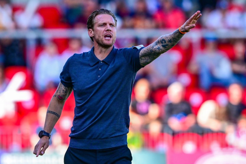 Kouč Kováč po záchraně fotbalistů Pardubic v lize nepřímo potvrdil konec u týmu