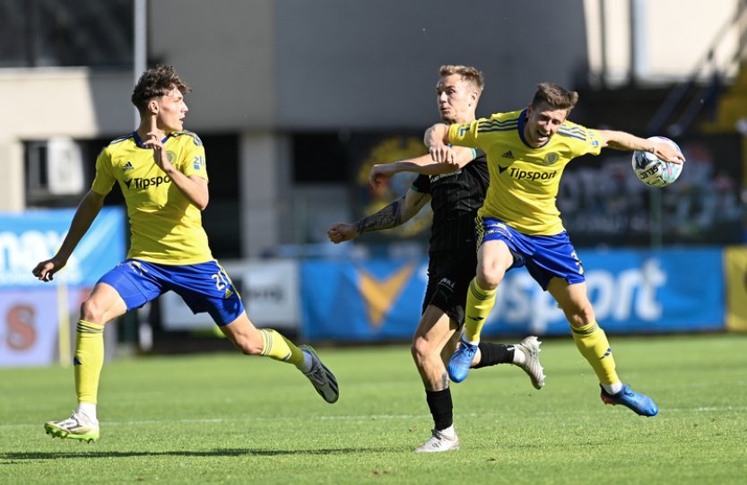 Fotbalisté Zlína prohráli s Bohemians 1905 1:2 a zkomplikovali si boj o záchranu