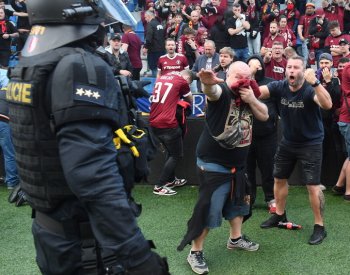 Událostmi z utkání v Boleslavi se bude zabývat vedení LFA a disciplinární komise