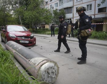 Ukrajina a Rusko hlásí nálety a ostřelování, mrtvé a raněné