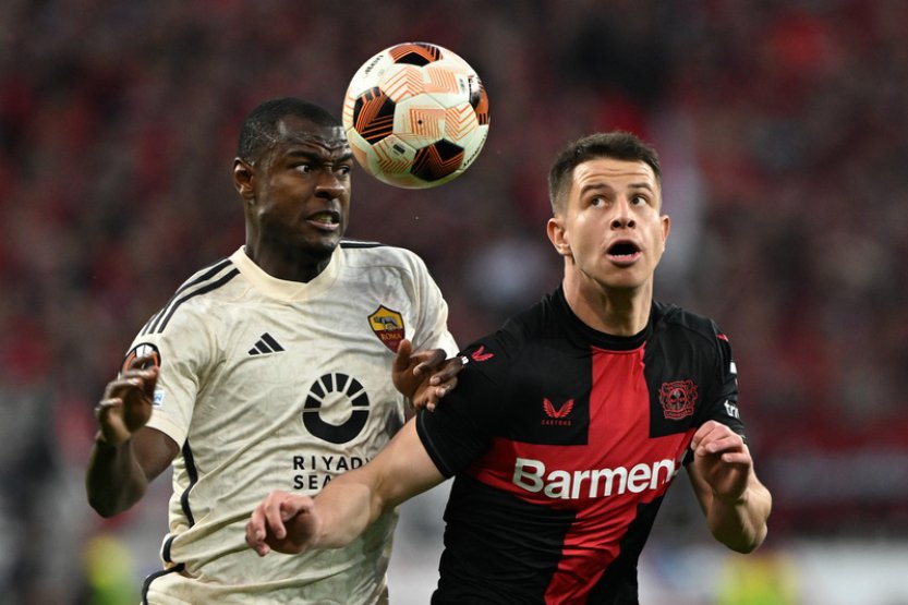 Kovář, Schick a Hložek mohou s Leverkusenem vyhrát EL, proti stojí Bergamo