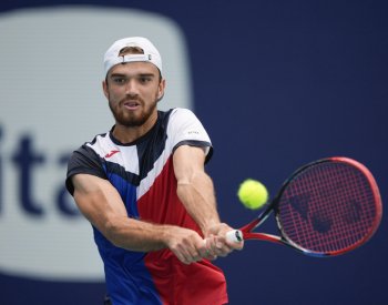 Macháč postoupil v Ženevě po boji s kvalifikantem do čtvrtfinále