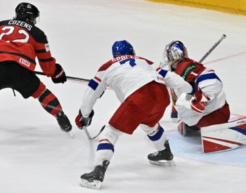 Když předvedeme výkon jako s Kanadou, máme šanci, věří Špaček před čtvrtfinále