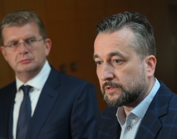 Analytik: Slovenská vláda se atentát na Fica pokusí využít k obraně před kritiky