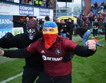 Baník a Sparta dostaly pokutu za fanoušky, duel v Plzni bude komise řešit příště
