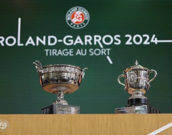 Roland Garros je bez Muchové, ale s Nadalem, trůny hájí Djokovič a Šwiateková