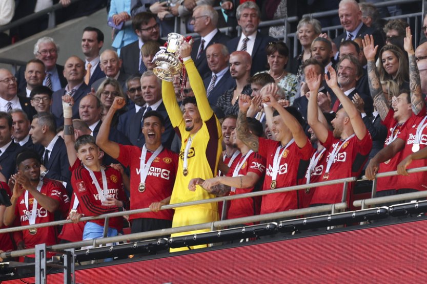 United porazili městské rivaly City 2:1 a potřinácté vyhráli Anglický pohár