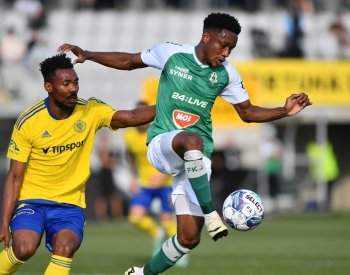 Zlín po devíti letech sestoupil z ligy, baráž si zahrají Budějovice a Karviná