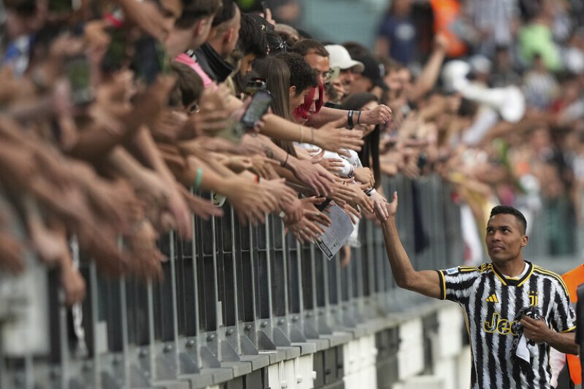 Juventus zakončil sezonu výhrou nad Monzou, Sandro vyrovnal Nedvědův rekord