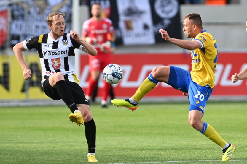 Fotbalisté Hradce porazili Teplice i doma a zahrají si o Konferenční ligu