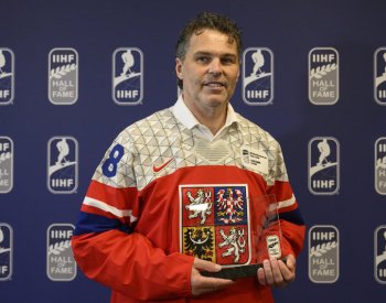 Jágr si užívá, že už nemusí hrát a věří, že jeho nástupci budou inspirovat děti