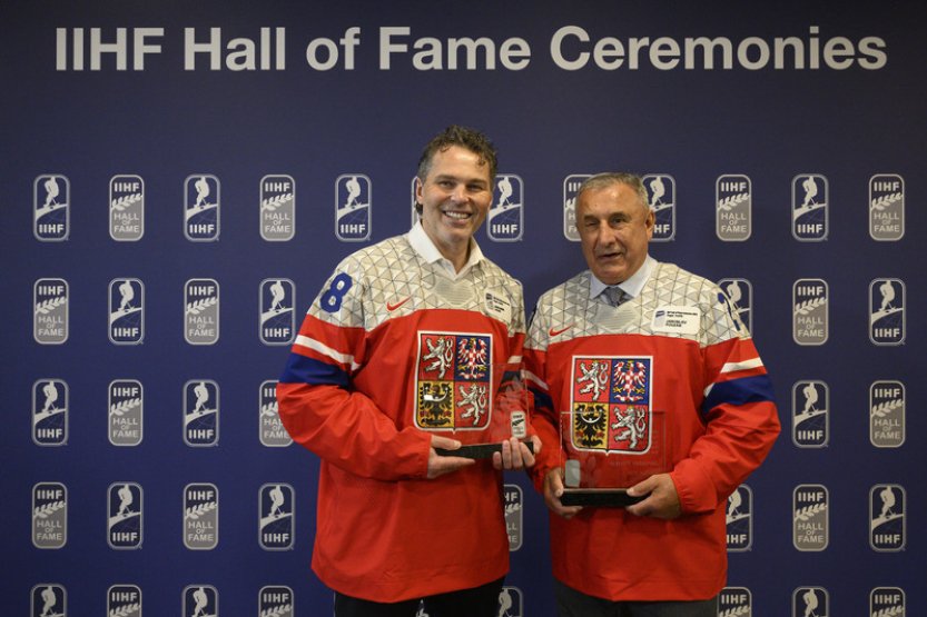 Jágr a Pouzar byli uvedeni do Síně slávy IIHF