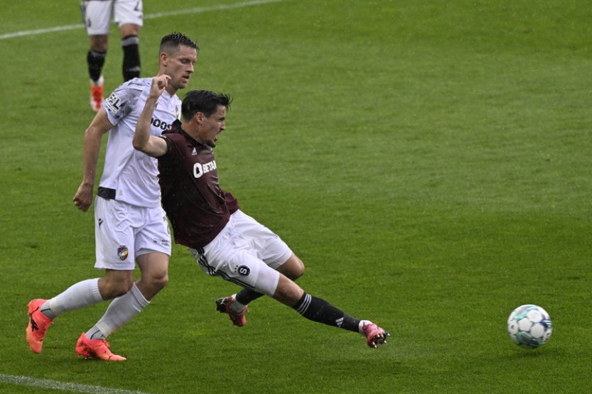 Mistrovská Sparta remizovala s Plzní a vytvořila nový bodový rekord