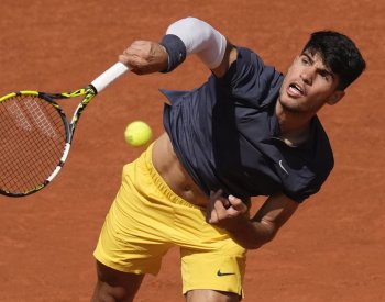 Uzdravený Alcaraz zahájil French Open suverénním vítězstvím