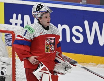 Dostál byl zvolen nejlepším brankářem MS, je s Červenkou i v All Star týmu