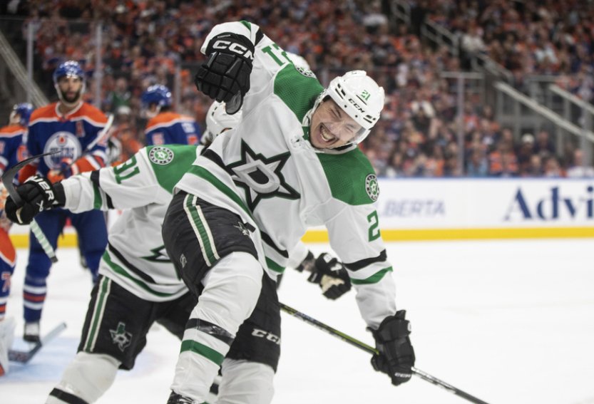 Robertson prvním hattrickem v play off NHL zařídil Dallasu výhru v Edmontonu