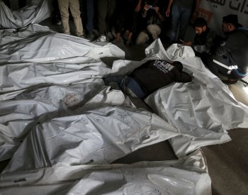 Úřady v Gaze: Sedm Palestinců zahynulo při izraelských úderech na stany u Rafáhu