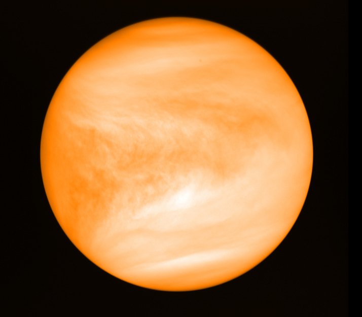 Venuše je mnohem více vulkanicky činná, než se dosud myslelo, uvádí studie