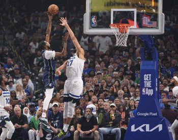 Minnesota v semifinále NBA odvrátila vyřazení, v Dallasu vyhrála 105:100