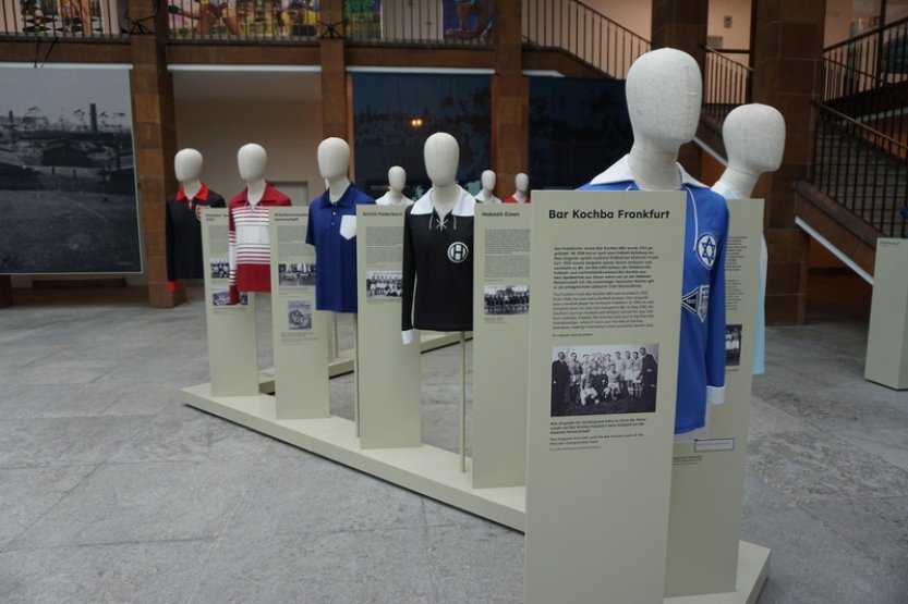 Fotbal nikdy nebyl neutrální, ukazuje berlínská výstava o kopané za nacismu