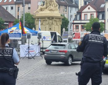 Mannheim: Tři zranění při útoku nožem, policista ohrožen na životě