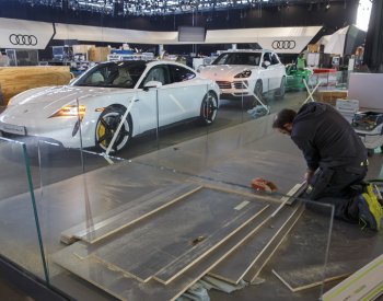 Legendární ženevský autosalon končí kvůli nejistotám v automobilovém průmyslu