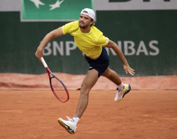 Macháč si zahraje s Medveděvem o premiérový postup do osmifinále grandslamu