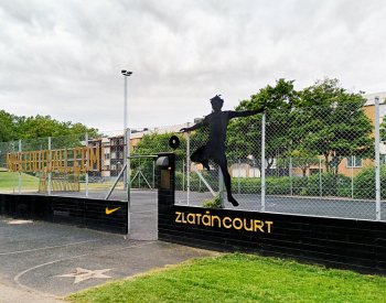 V Rosengårdu nosí většina žen šátek, téměř 90 % obyvatel je cizího původu