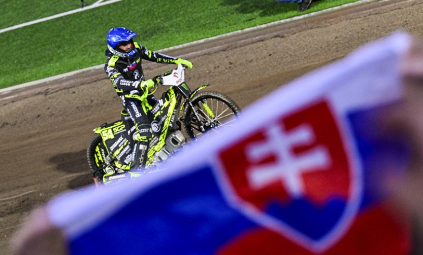 Slovenský plochodrážník Vaculík završil v Praze vítězný hattrick, Češi neuspěli