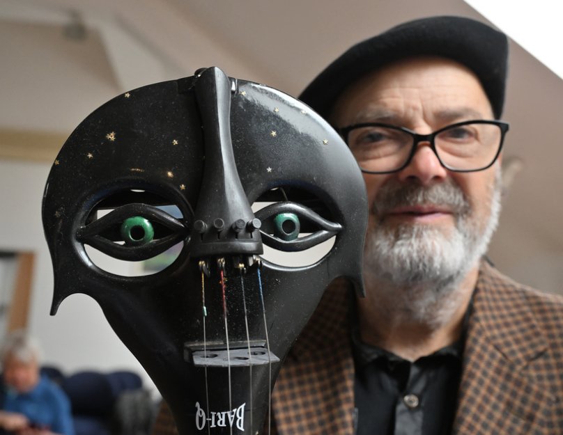 Ľudovít Bari představil v Pelhřimově svoje unikátní hudební nástroje