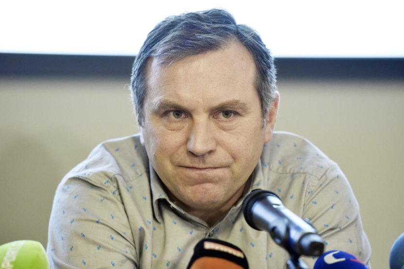 Řezníček kandidaturu na šéfa hokejového svazu proti Hadamczikovi vzdal