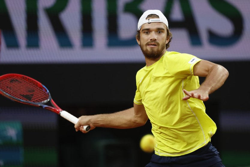 Siniaková je na Roland Garros v deblovém semifinále, Macháč dohrál
