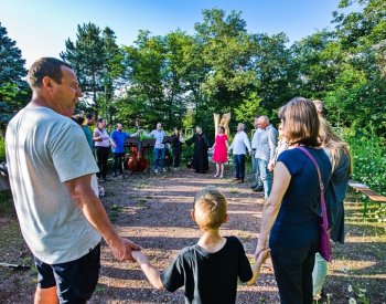 Stromová kaple v Brně-Jehnicích zažila první ekumenickou mši při Noci kostelů