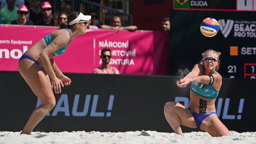 Všechny tři české beachvolejbalové páry vypadly v Ostravě v osmifinále