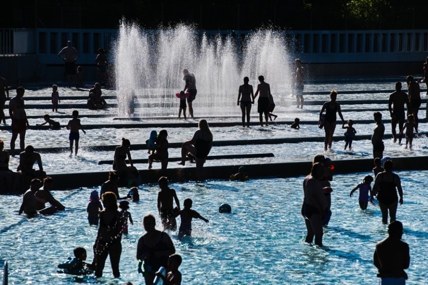Vstupné na léto polovina bazénů v ČR meziročně zdražila o 10 až 25 %