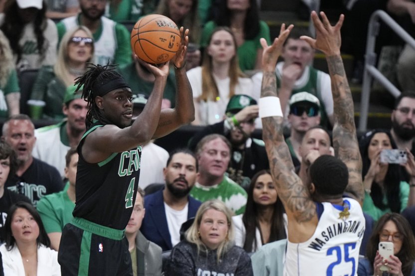 Boston uspěl ve finále NBA i podruhé, výhru řídil rozehrávač Holiday