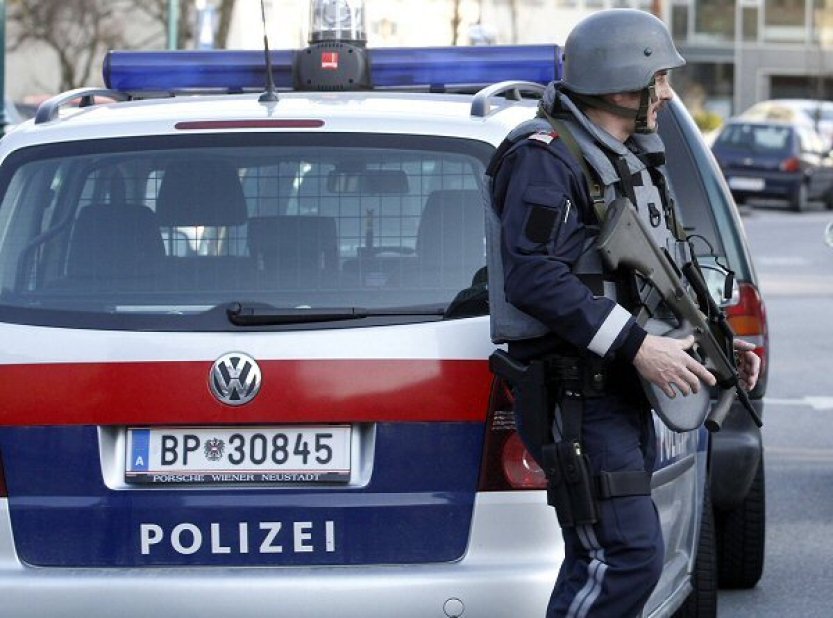Útočník ve Vídni brutálně zabil mladou ženu, policie ho zastřelila