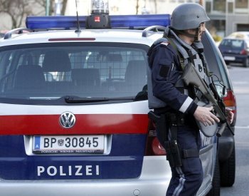 Útočník ve Vídni brutálně zabil mladou ženu, policie ho zastřelila