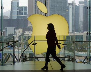 Apple sesadil Microsoft a vrátil se na pozici nejhodnotnější firmy na světě