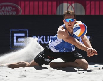 Perušič je na vyléčený břišní sval opatrný, se Schweinerem nastoupí v Hamburku