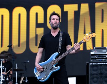 Nečekaným hostem Rock for People se stala Ewa Farna, na festivalu zahrál i Keanu Reeves