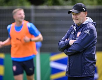 Fotbalisté si u videa pouštějí i záběry z dronu, hráči si rozbory pochvalují