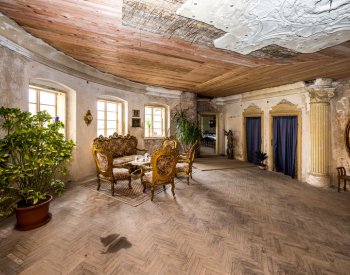 Barokní zámek Poláky na Chomutovsku se po opravě otevřel veřejnosti